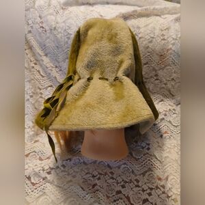 Vintage Angel Designs  Green Faux Fur Hat with Ribbon